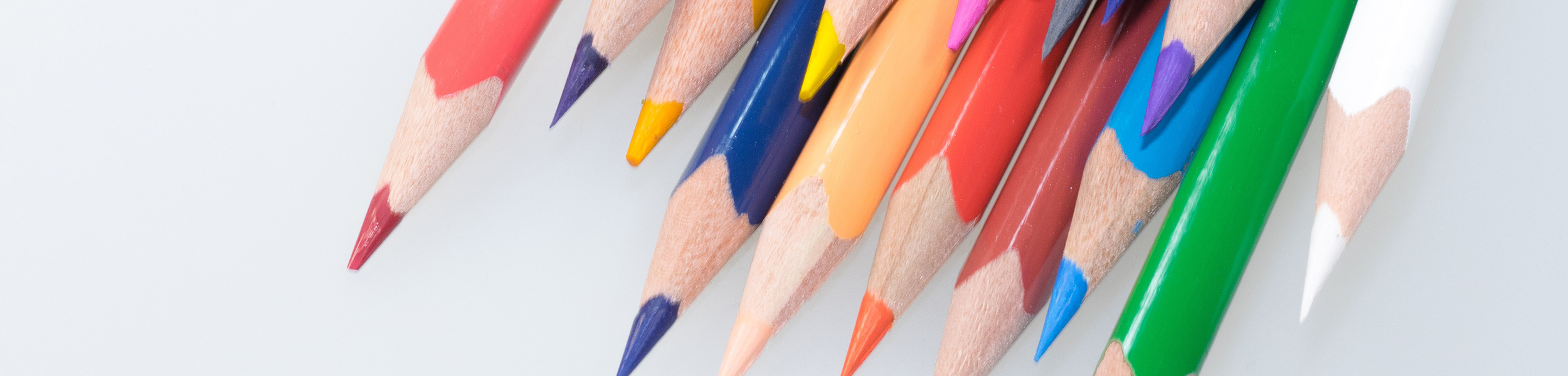 Verschiedenfarbige Buntstifte